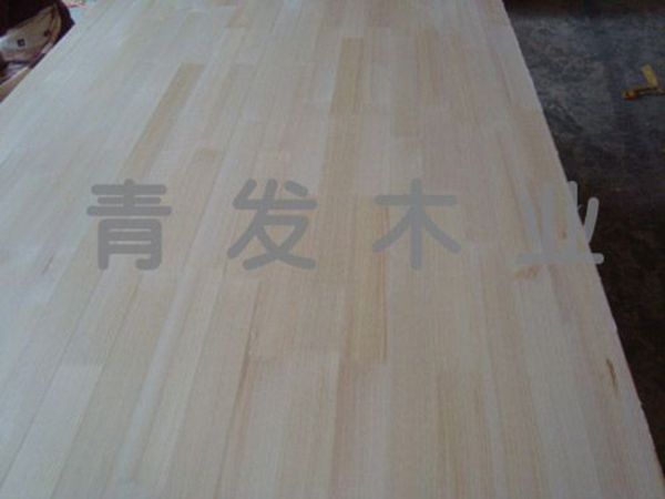 Pinus sylvestris var. mongolica laminated timber