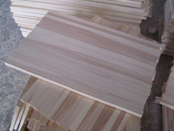 Poplar straight splicing board