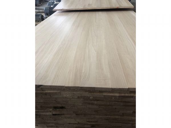 Carbonized poplar plywood