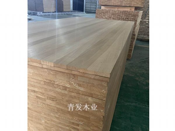 Carbonized poplar plywood