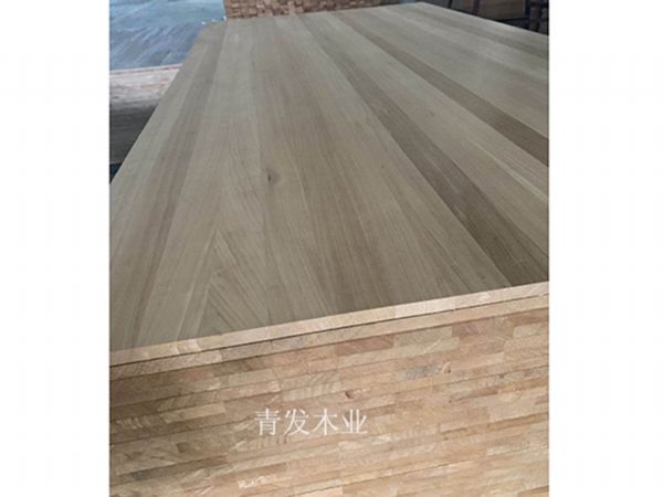 Carbonized poplar plywood