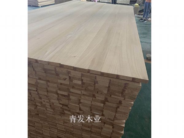 Carbonized poplar plywood